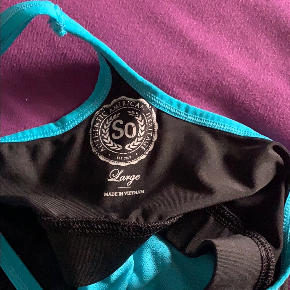 Workout tank - Picture 3 of 3